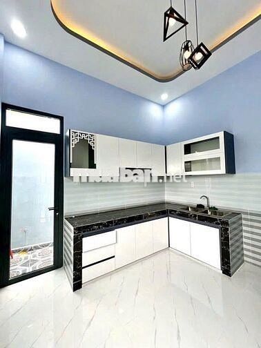 Ngộp bank bán gấp căn nhà ở xã Củ Chi, DT 94m2, Giá 980 triệu.SHR