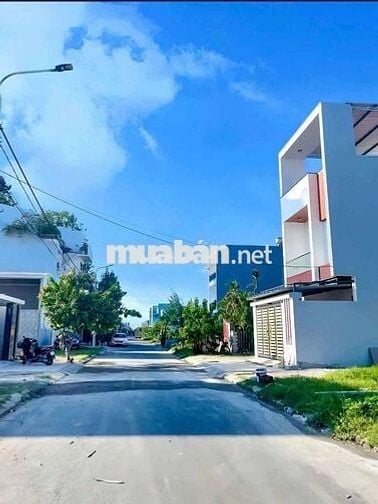 Rẻ Hơn thị trường 100tr.  Nguyễn Thanh Thọ