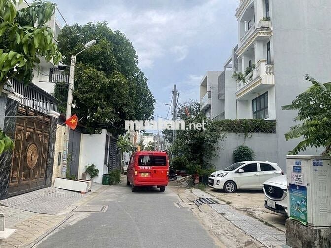 Bán Nhà HẺM XE HƠI  PHẠM VĂN ĐỒNG P13 Bình Thạnh -83m2 - 4tầng- 13.9tỷ