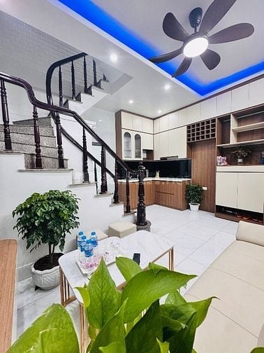 Cần bán nhà riêng Gốc Đề Minh Khai sổ 30m2, 5 tầng, MT 5m 6.2 tỷ
