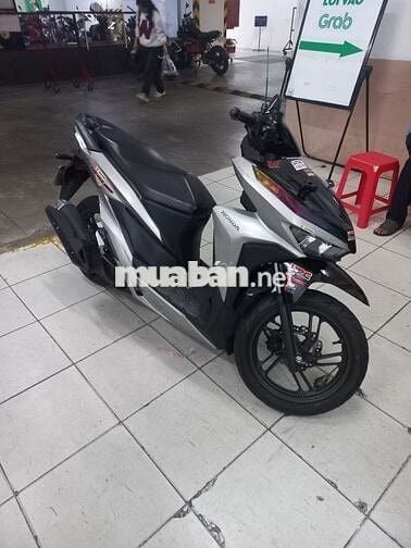 Vario 150 bạc tem đỏ 2021