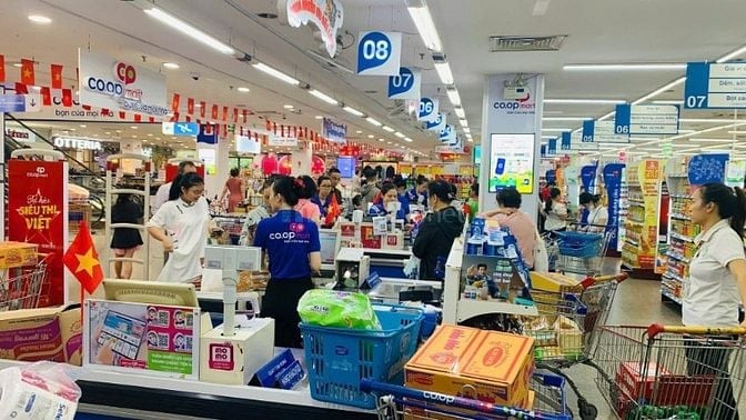Tuyển Gấp Trung Tuổi Ở Vị Trí Tạp Vụ, Bán Hàng, Bảo Vệ Đi Làm Ngay