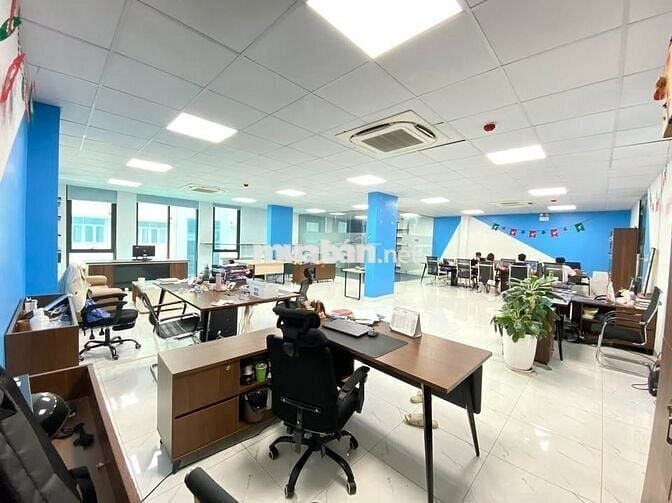 Cho thuê VP 150m2 tại Phố Khương Đình mặt tiền 12m xe tải đỗ cửa