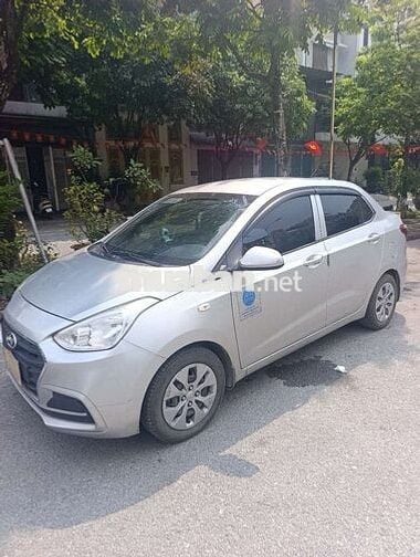 2020 Grand 1.2MT Base - 200000 km về