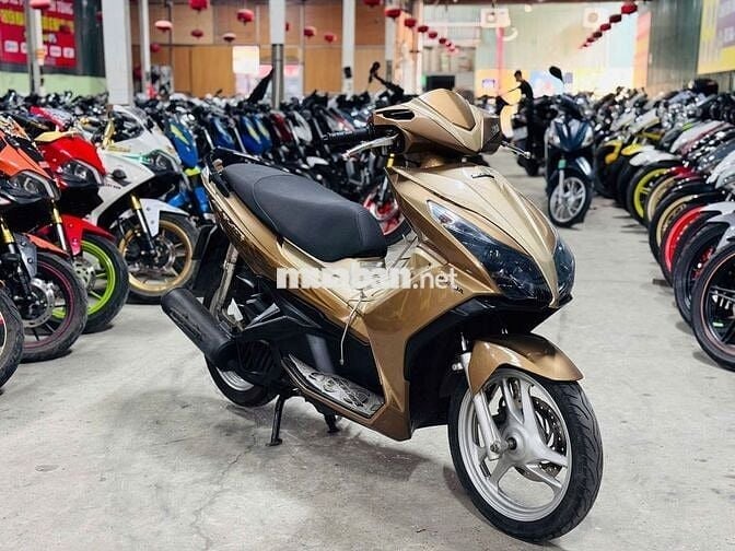 XE MÁYTHANH TÙNG_AIR BLADE 125 ĐỒNG 3D XE ĐI ÍT