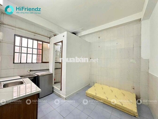 Studio Giá Mềm Cửa Sổ Trời Ngay Sát Trung Tâm Q5