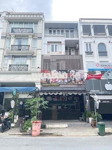 chính chủ cho thuê mặt tiền hưng gia 4 PMH ở làm KD nhà hàng rất ok