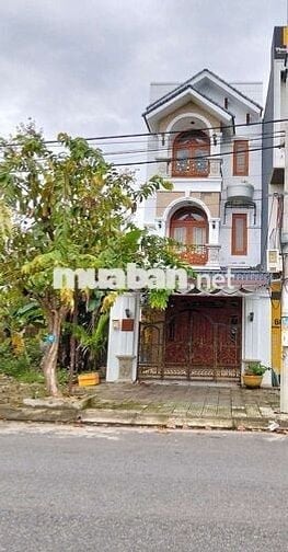 BÁN NHÀ ĐẸP ĐƯỜNG DƯƠNG LOAN - ĐỐI DIỆN SÂN VẬN ĐỘNG HOÀ XUÂN