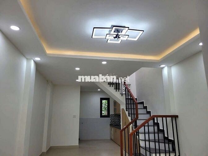 🧣Cần Bán Gấp nhà 1trệt 1lầu 2pn 2wc 1bếp DT 4x10 Sổ Hồng Hoan công