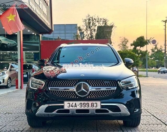 Mercedes Benz GLC 200 4Matic 2020 - 1 Tỷ 250 Triệu