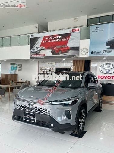 Toyota Corolla Cross 1.8V 2025 - 760 Triệu