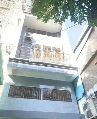 Khu Vip Trần Quang Diệu Q3, Nguyên căn 4PN, chỉ 15 Triệu/tháng.