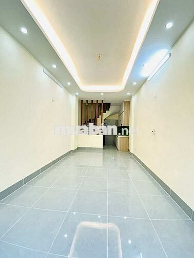 NHÀ MỚi KÍNH KOONG - 5 TẦNG - Ô TÔ ĐỖ CỔNG