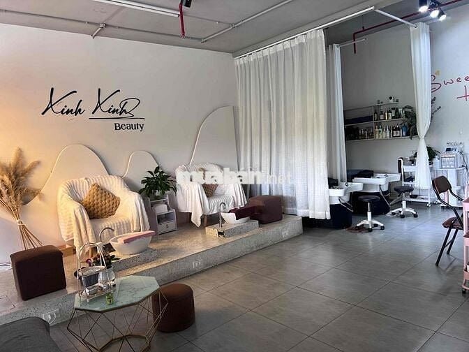 cần sang tiệm spa, hoặc cho thuê lại spa