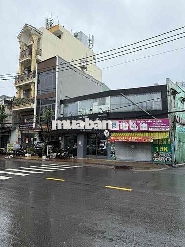 MẶT TIỀN KD NGANG 11M. CĂN GÓC 2 TẦNG. CHO THUÊ 25TR. CHỈ 10TỶ HƠN TL
