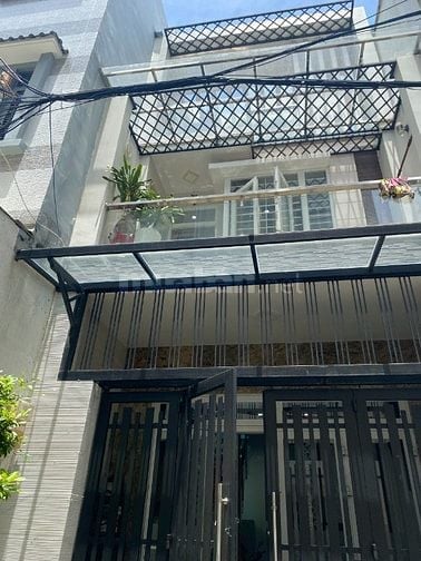 Nhà bán gấp ĐC: 50/20 đường Đồng Đen, P.14, DT 4,35x9,5m, trệt, 2 lầu