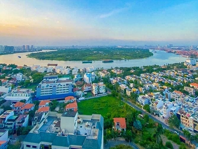 Bán Căn hộ tại Lumiere Riverside tầng cao 3 phòng ngủ view sông 96m2