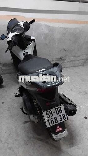 Cần bán SH 2019 đã lên áo ý màu trắng xe ít đi