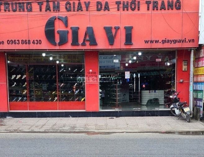 KẸT NGÂN HÀNG CẦN BÁN GẤP NHÀ MT TL8