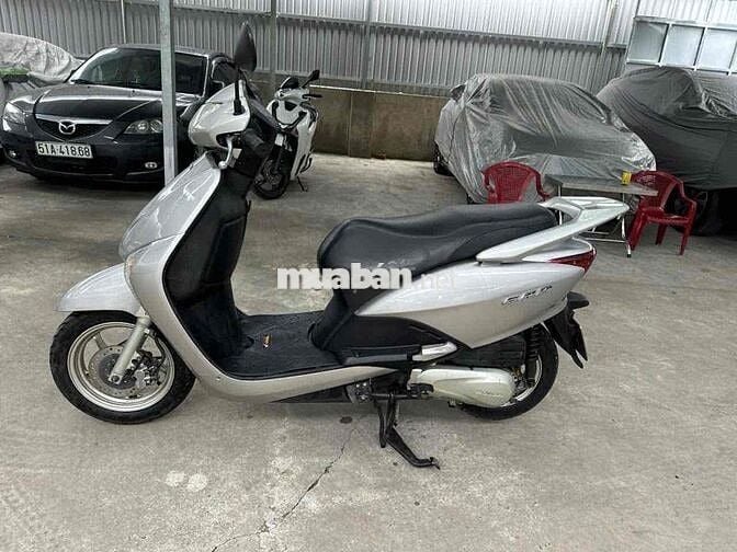 Honda Lead 110 Fi màu bạc Đenđời 2010 bstp xe rin