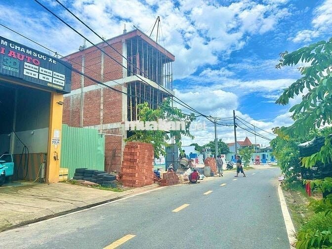 Đất 5.6x16m, Shr, Mt nhựa 10m thông vi trí đẹp gần tô ký