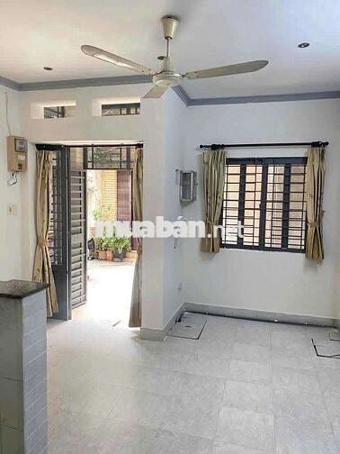 Nhà nguyên căn Lê Văn Sỹ GiápQ3 , 90m2, 2 PN, 3WC, 11.8Triệu.