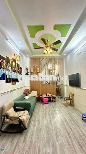 Mặt Tiền : Gần Ngã Tư Bốn Xã , 1 Lầu Mới Đẹp.