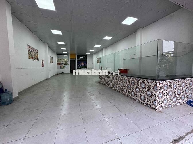 nguyên căn mặt tiền kd sầm uất 7*22m