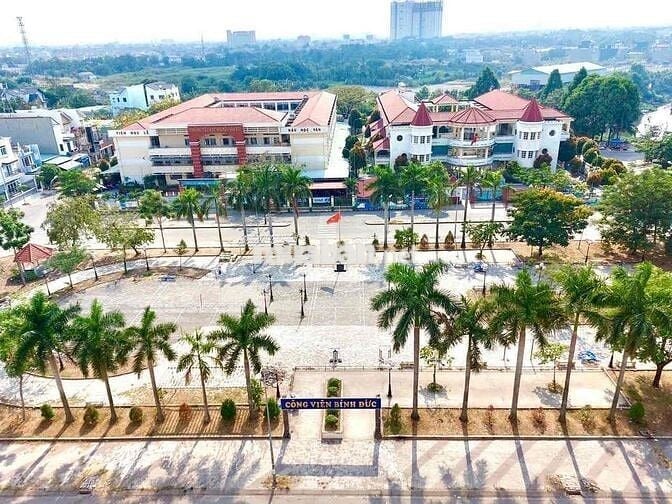 Bán Căn Hộ Fresca Riverside, 70m2 Ngay Kề Chợ Đầu Mối Thủ Đức nhỉnh 2t