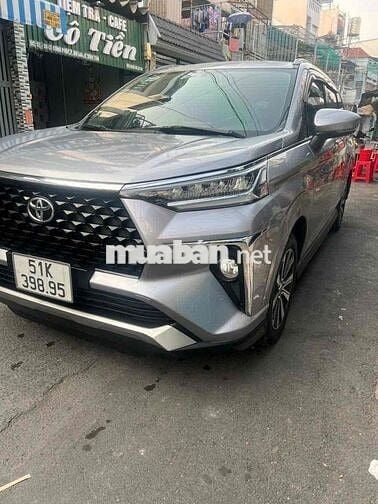 TOYOTA VELOZ 1.5 AT CVT