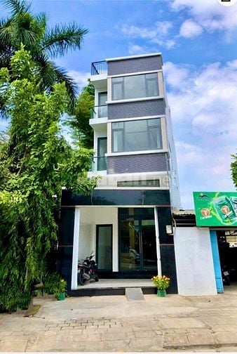 Bán nhà MT số 2010 Võ Văn Kiệt, đông dân cư, KD, VPĐD, nhiều showroom