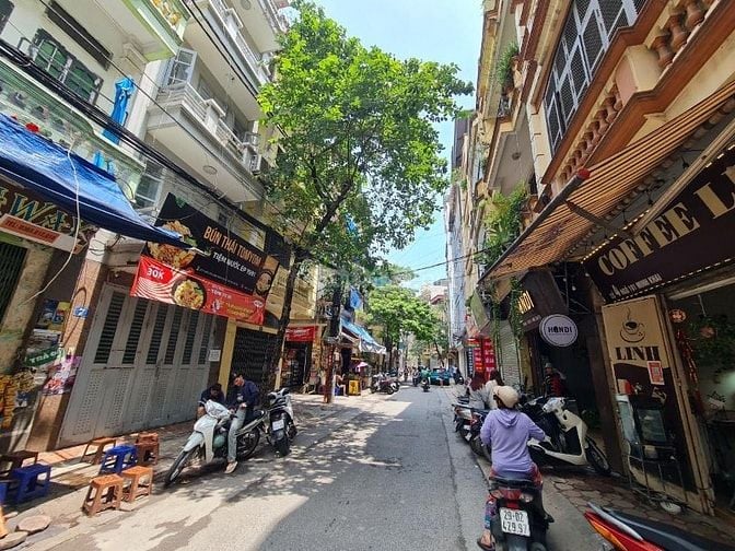 Bán nhà phố Minh Khai, Hai Bà Trưng 53m, 7 tầng, mt 4.6m. Giá: 25.5 tỷ