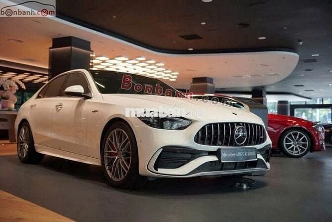 Mercedes Benz C43 AMG 4Matic 2024 - 2 Tỷ 029 Triệu