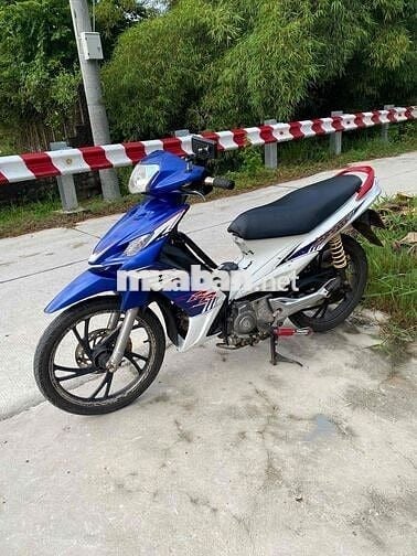 AXELO Nhật máy móc zin chưa đung tới giấy tờ OK