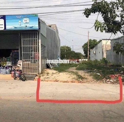 Do nợ không còn gồng nổi nên chủ cần bán nhanh bán vội miếng đất