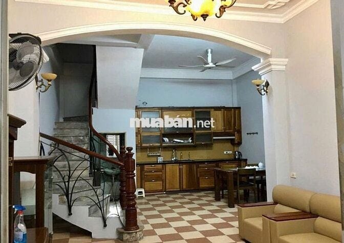 CHO THUÊ NHÀ NGUYÊN CĂN 3 TẦNG TẠI BA ĐÌNH, HÀ NỘI