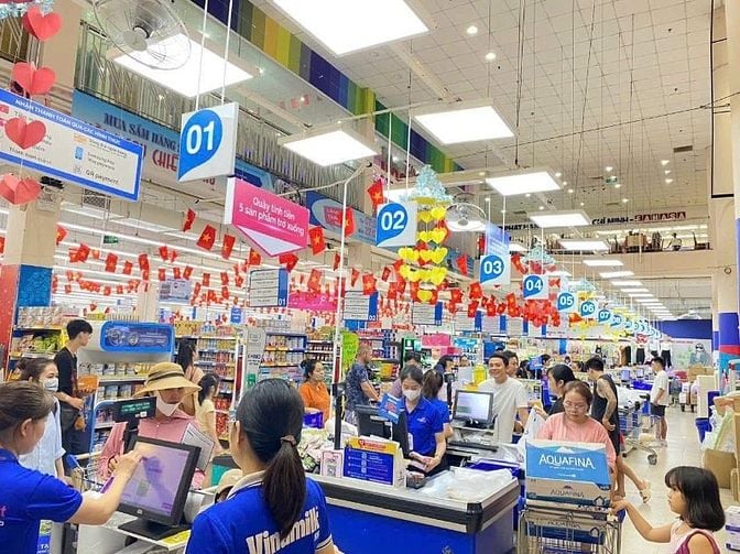 Cần Tuyển Sinh Viên, Trung Tuổi Bán Hàng, Thu Ngân, Bảo Vệ, Tạp Vụ