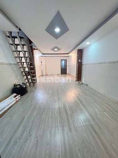 Cho thuê CMT8 phường 12 quận 10