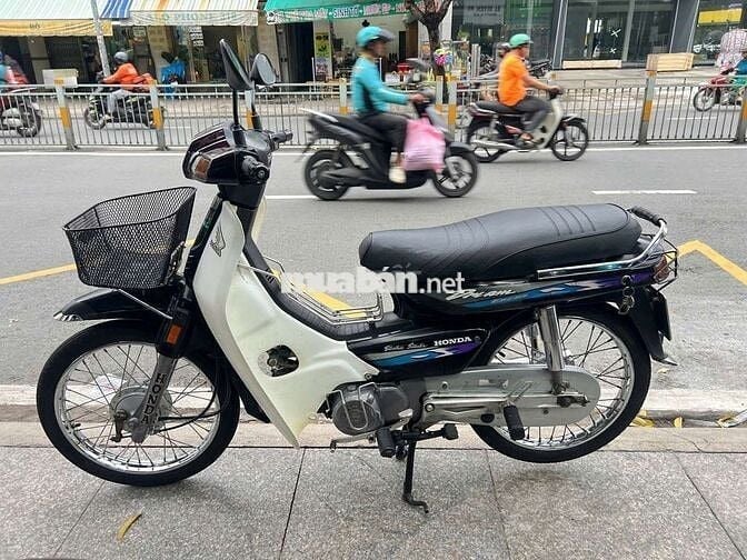 Honda dream 1995 zing nguyên bản mới 80% Bstp cc