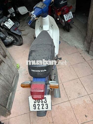 xe cổ dành cho người cổ. còn đẹp long lanh, có fix