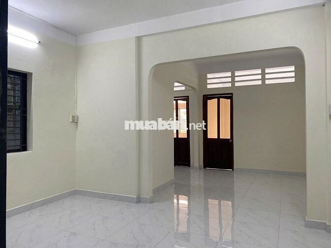GIẢM NGAY 400 TRIỆU - BÁN GẤP CĂN HỘ CHUNG CƯ PHAN VĂN TRỊ