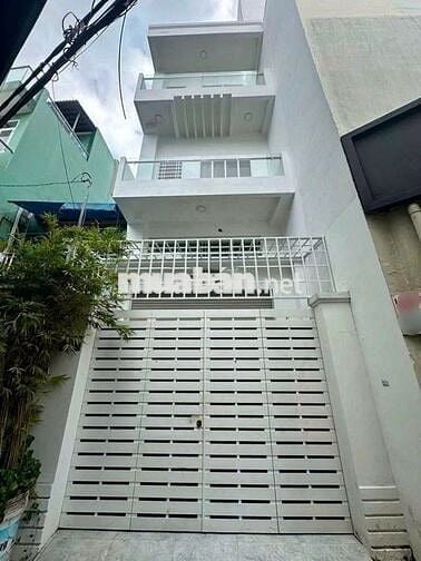 NHÀ RỘNG, ĐẸP -  304B Hoàng Văn Thụ- 4.5 x 17m, Tầng Trống Suốt!