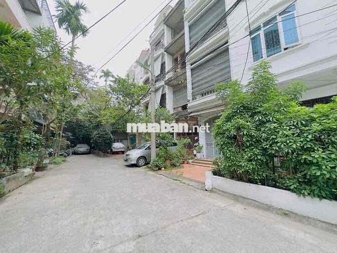 Bán nhà Bạch Đằng ô tô đậu tận cửa nhà
