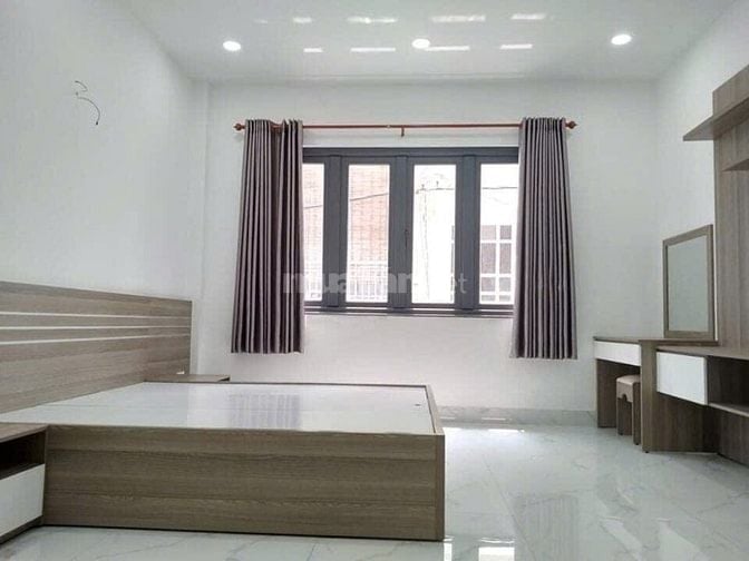 Cho thuê nhà chính chủ đường Nguyễn Phi Khanh phường Tân Định Quận 1