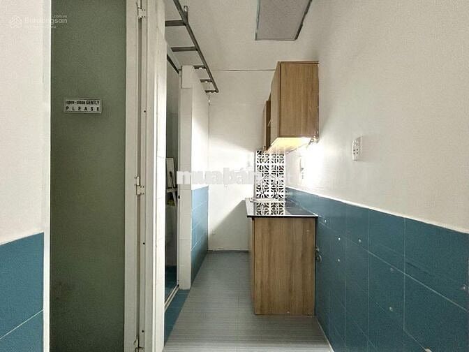 Studio full tiện nghi - 24m2 - cửa sổ lớn - gần Bùi Biện Quận 1