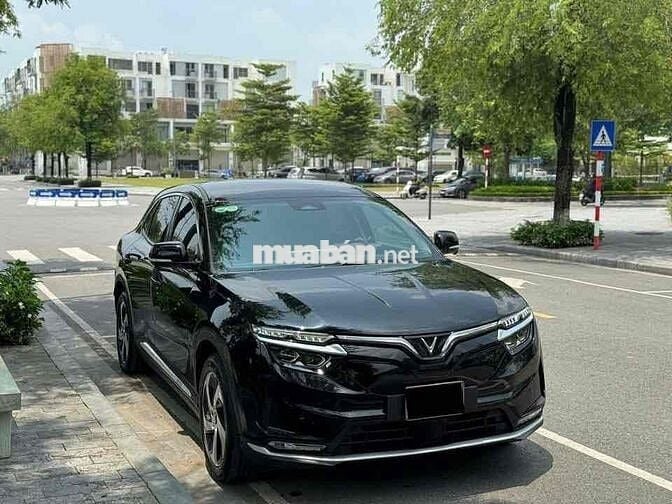 VinFast VF8 2022 Eco - xe đi 3v6