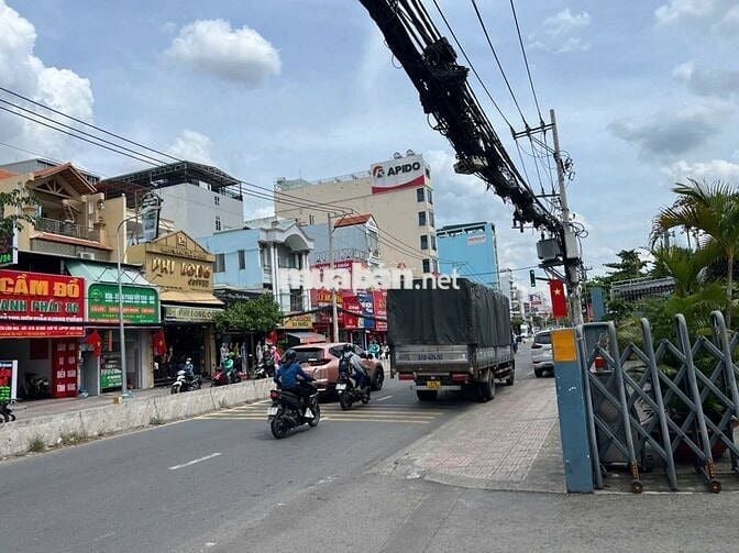 Bán gấp nhà mặt tiền Huỳnh Tấn Phát, P. Tân Thuận Đông, Quận 7