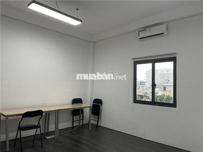 Cho thuê văn phòng tại Tân Bình, Diện tích: 16m2 (4 x 4)