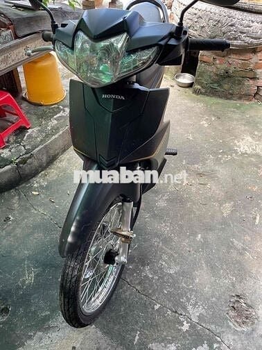 Honda Blade 2024 màu đen chạy được 2000km