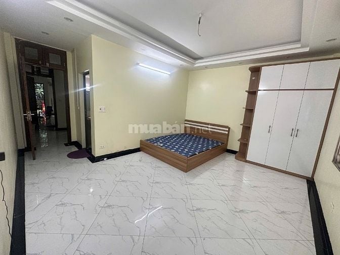 Cho thuê phòng 30 m2 khép kín, tiện nghi, ngõ 323 số 60 Trần Đại Nghĩa